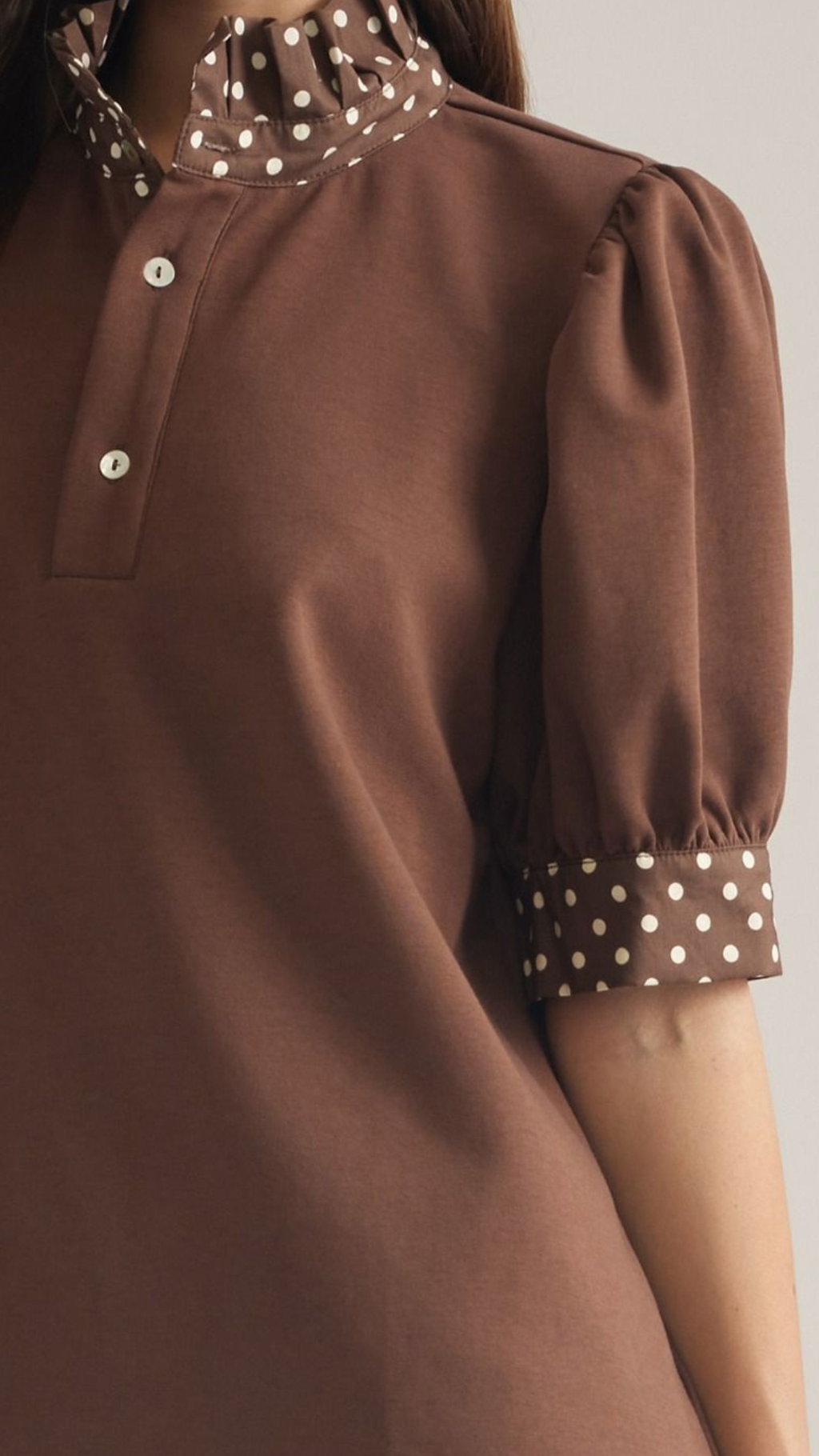 Accent Dots Top